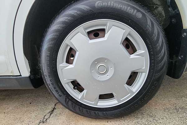 2007 Nissan Versa 1.8 S