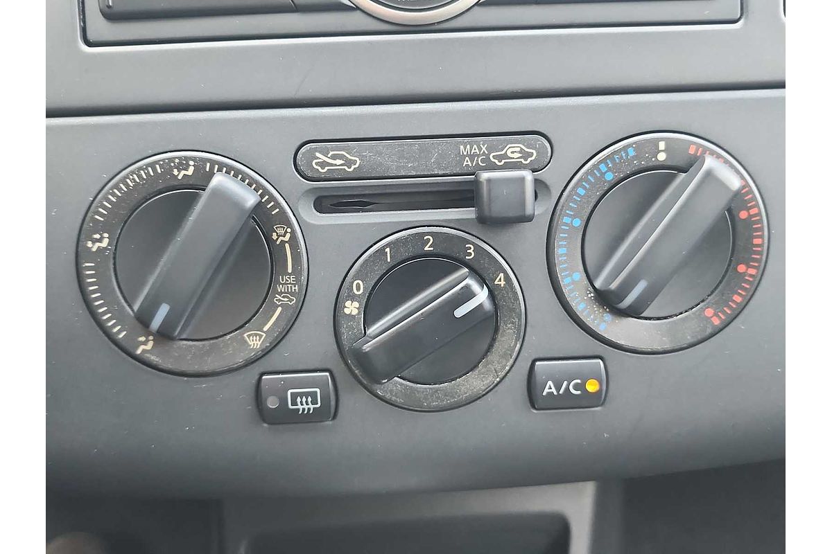 2007 Nissan Versa 1.8 S