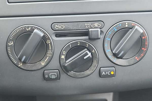 2007 Nissan Versa 1.8 S