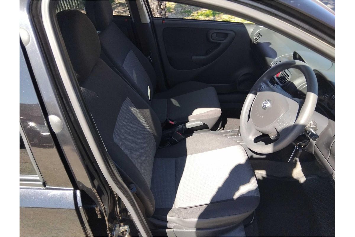 2005 Holden Barina XC