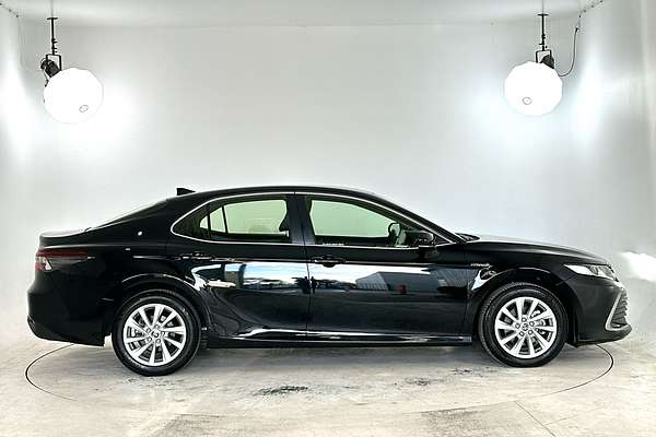 2024 Toyota Camry Ascent AXVH70R