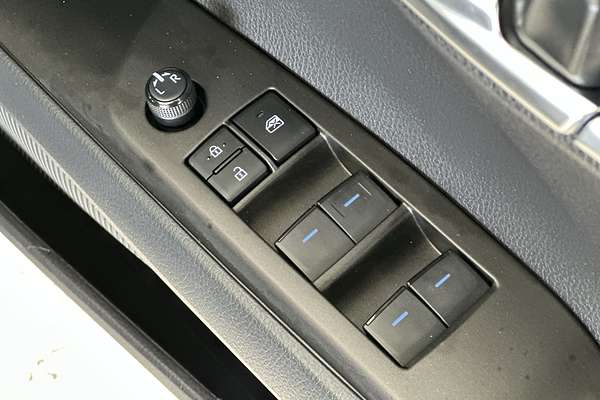 2024 Toyota Camry Ascent AXVH70R