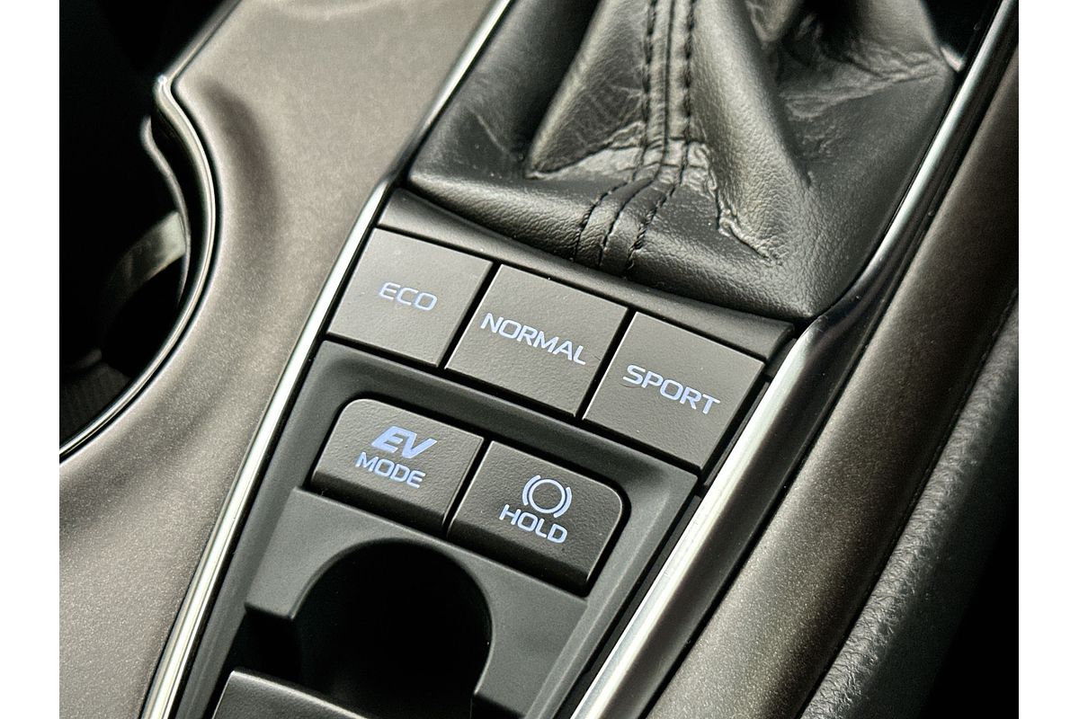 2024 Toyota Camry Ascent AXVH70R
