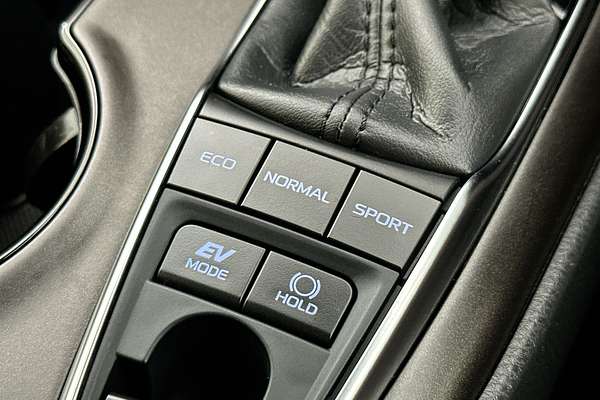 2024 Toyota Camry Ascent AXVH70R