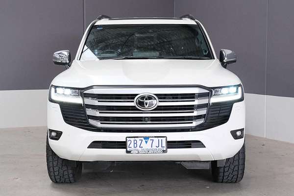 2022 Toyota Landcruiser Sahara FJA300R