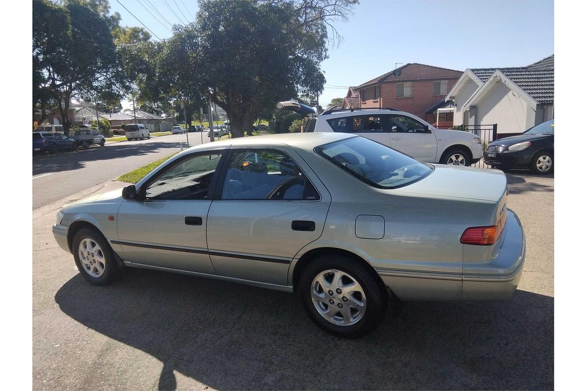 2002 Toyota Camry CSi SXV20R