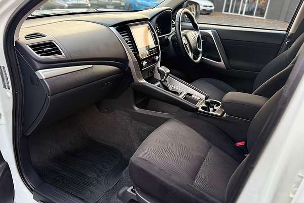 2022 Mitsubishi Pajero Sport GLS QF