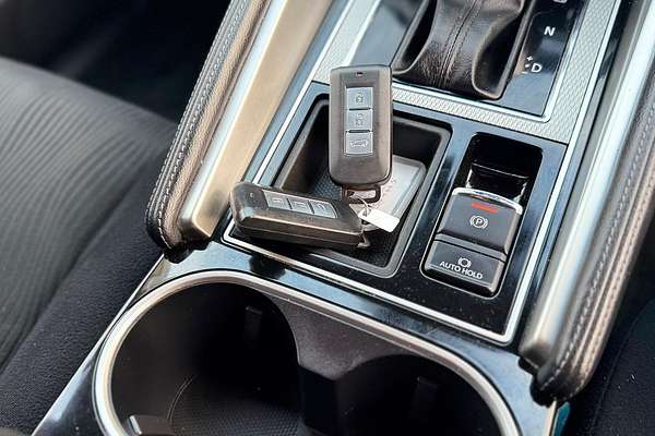 2022 Mitsubishi Pajero Sport GLS QF