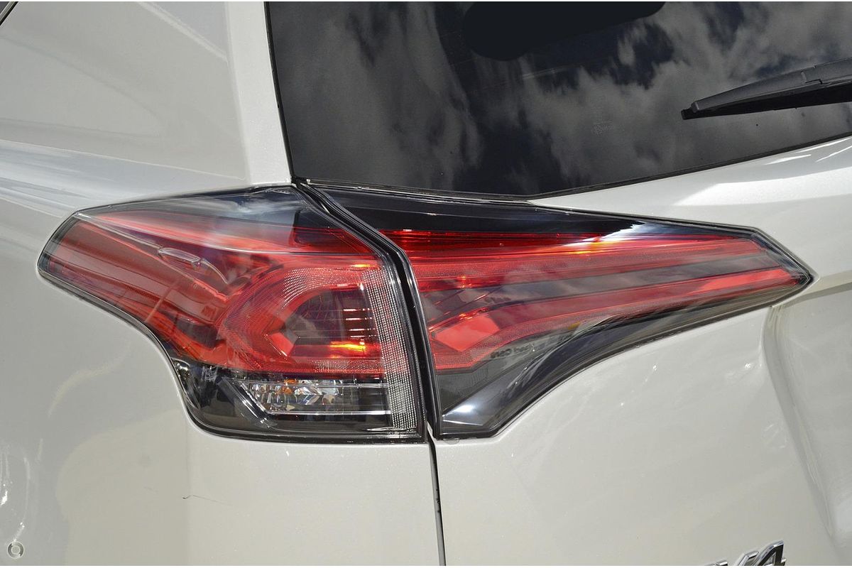 2015 Toyota RAV4 Cruiser ASA44R