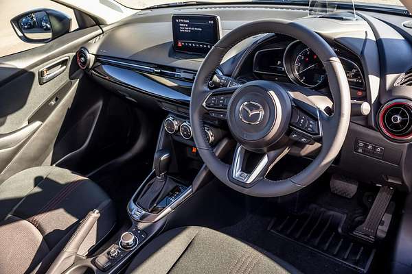 2025 Mazda 2 G15 Evolve DJ Series