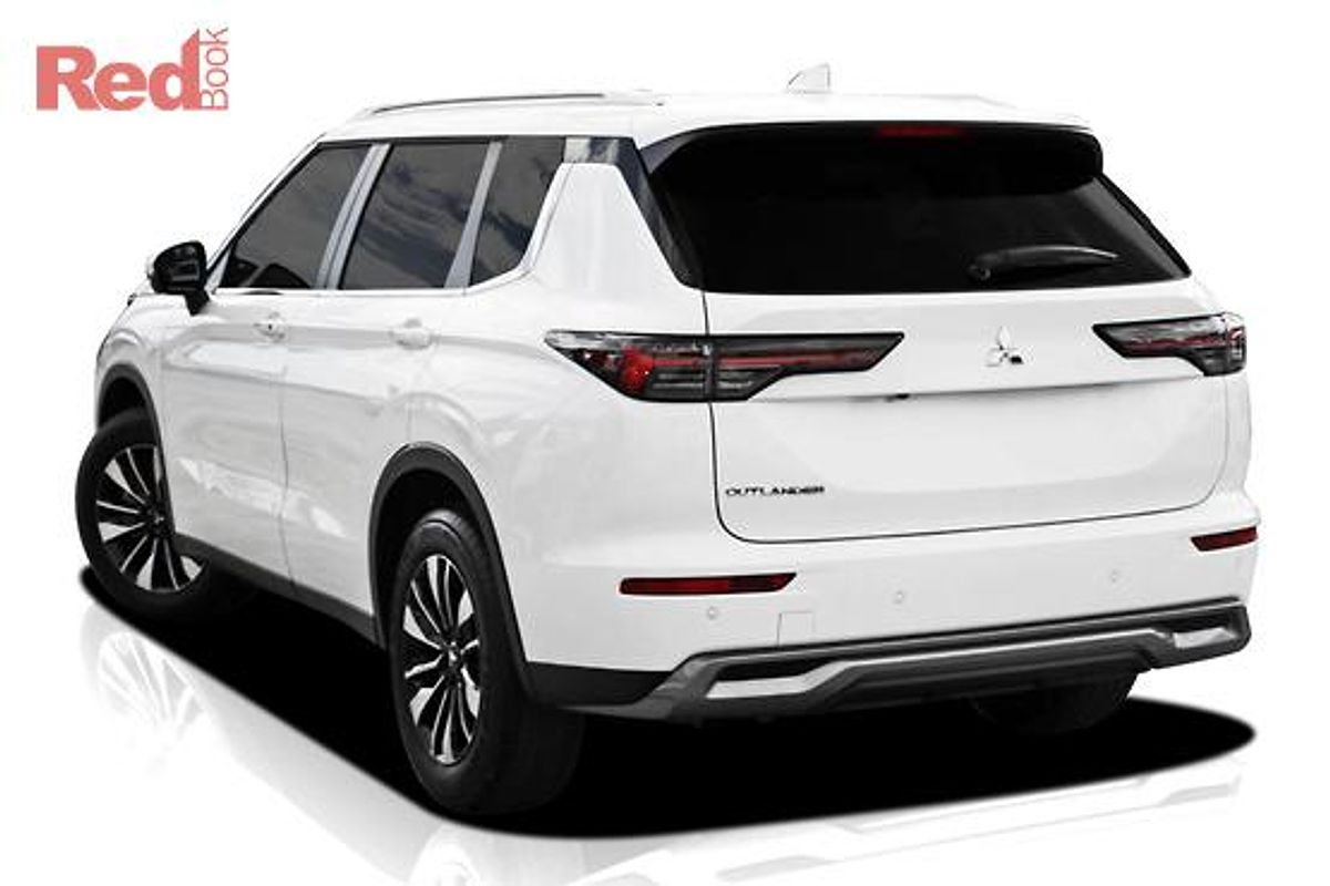 2025 Mitsubishi Outlander LS ZM