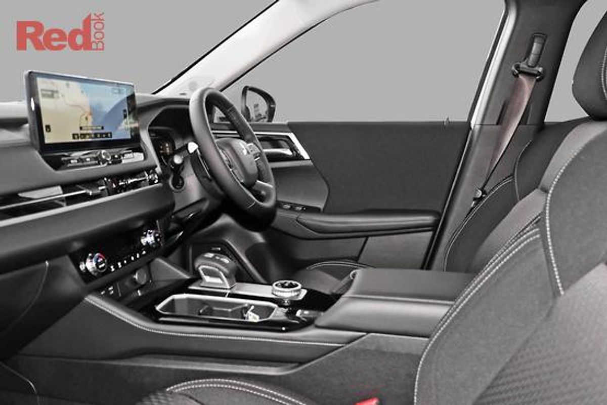 2025 Mitsubishi Outlander LS ZM