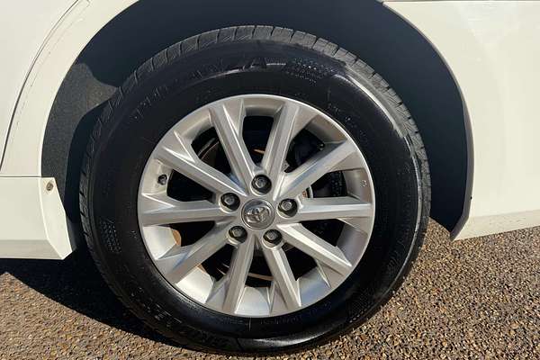 2017 Toyota Camry Altise ASV50R