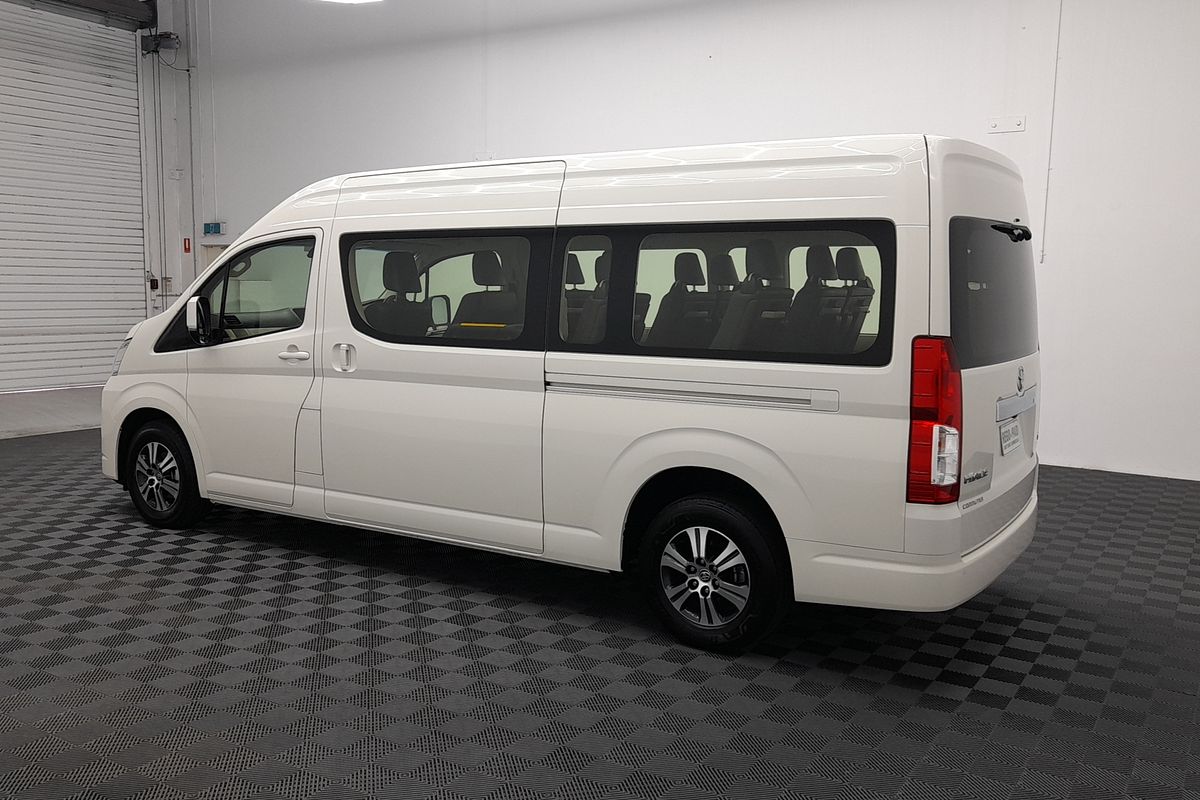 2022 Toyota Hiace Commuter GL GDH322R ELWB