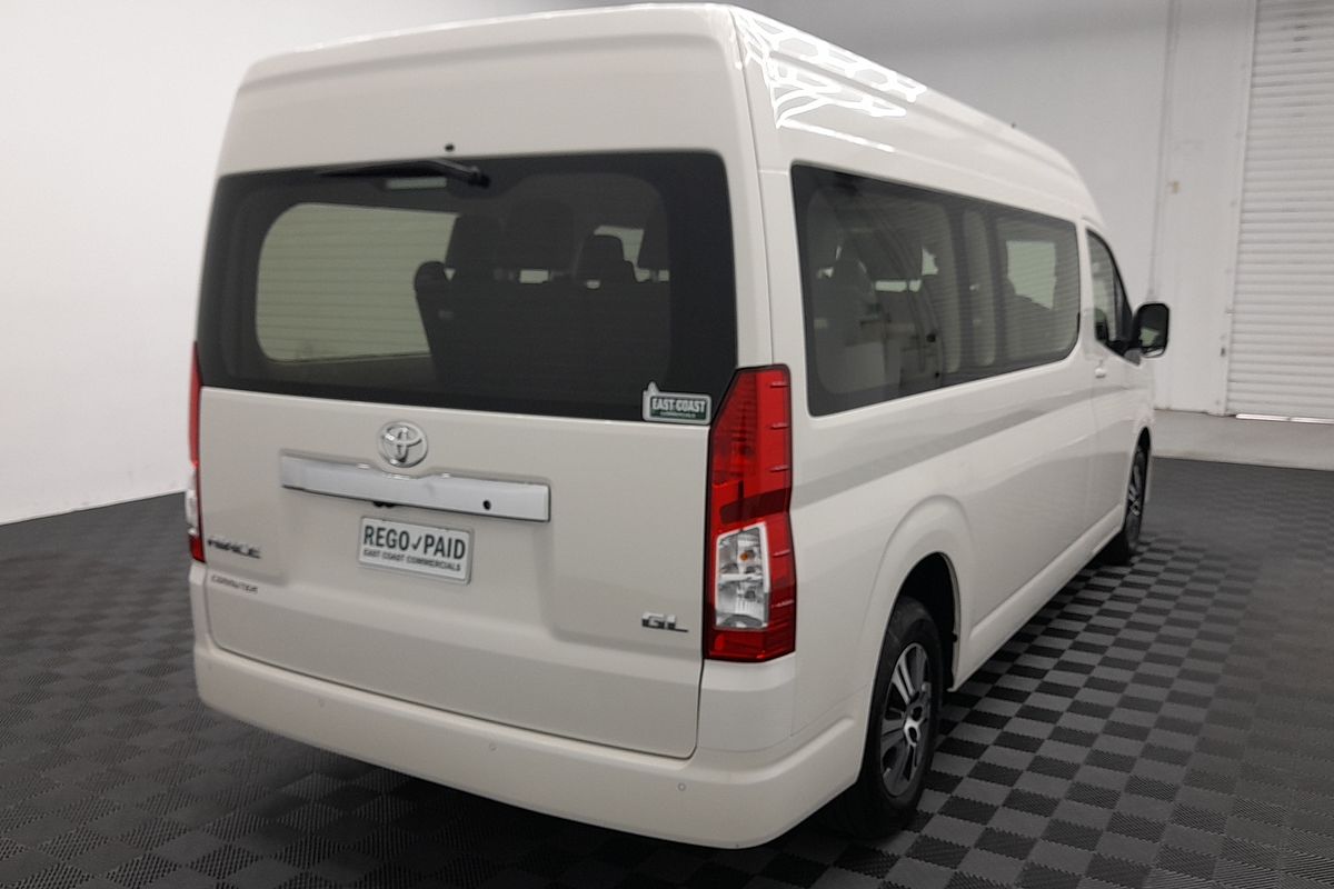 2022 Toyota Hiace Commuter GL GDH322R ELWB