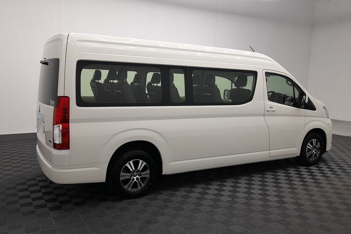 2022 Toyota Hiace Commuter GL GDH322R ELWB