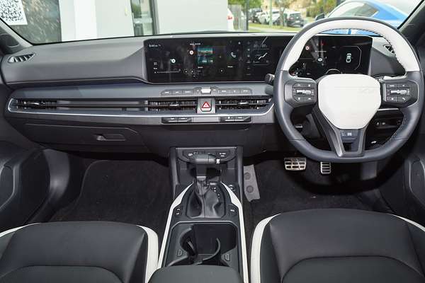 2025 Kia K4 GT-Line CL4m