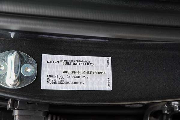 2025 Kia K4 GT-Line CL4m