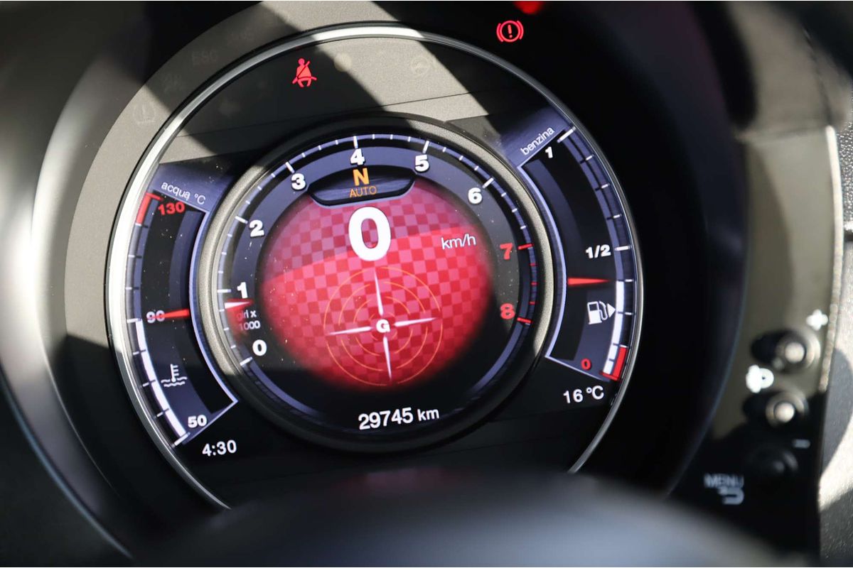 2022 Abarth 695 Competizione