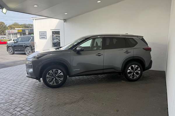 2025 Nissan X-TRAIL ST-L e-POWER T33