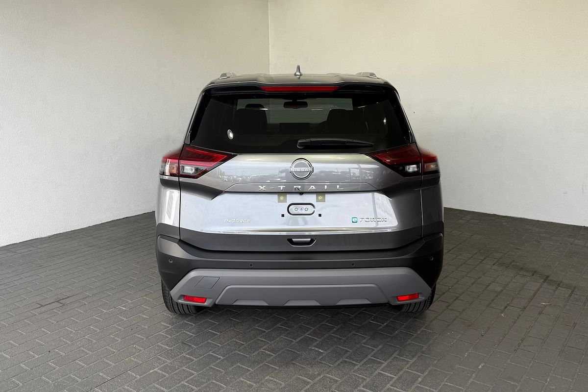 2025 Nissan X-TRAIL ST-L e-POWER T33