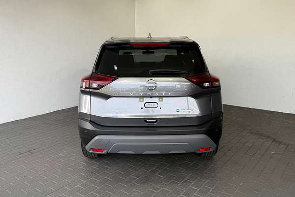 2025 Nissan X-TRAIL ST-L e-POWER T33