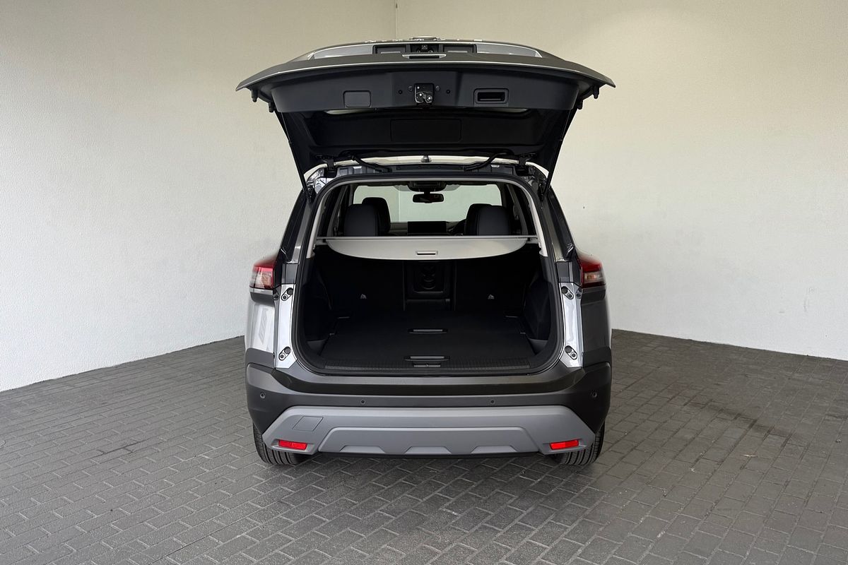 2025 Nissan X-TRAIL ST-L e-POWER T33