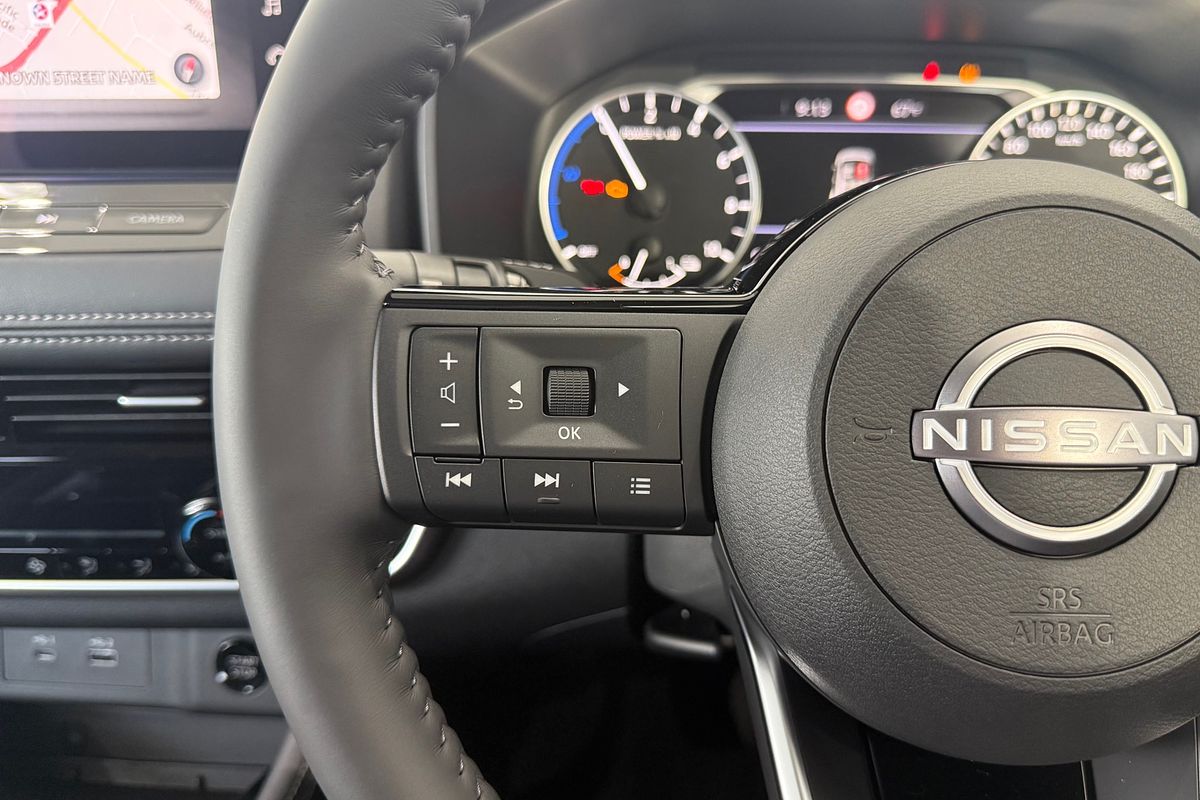 2025 Nissan X-TRAIL ST-L e-POWER T33