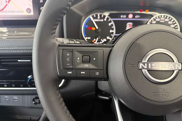 2025 Nissan X-TRAIL ST-L e-POWER T33