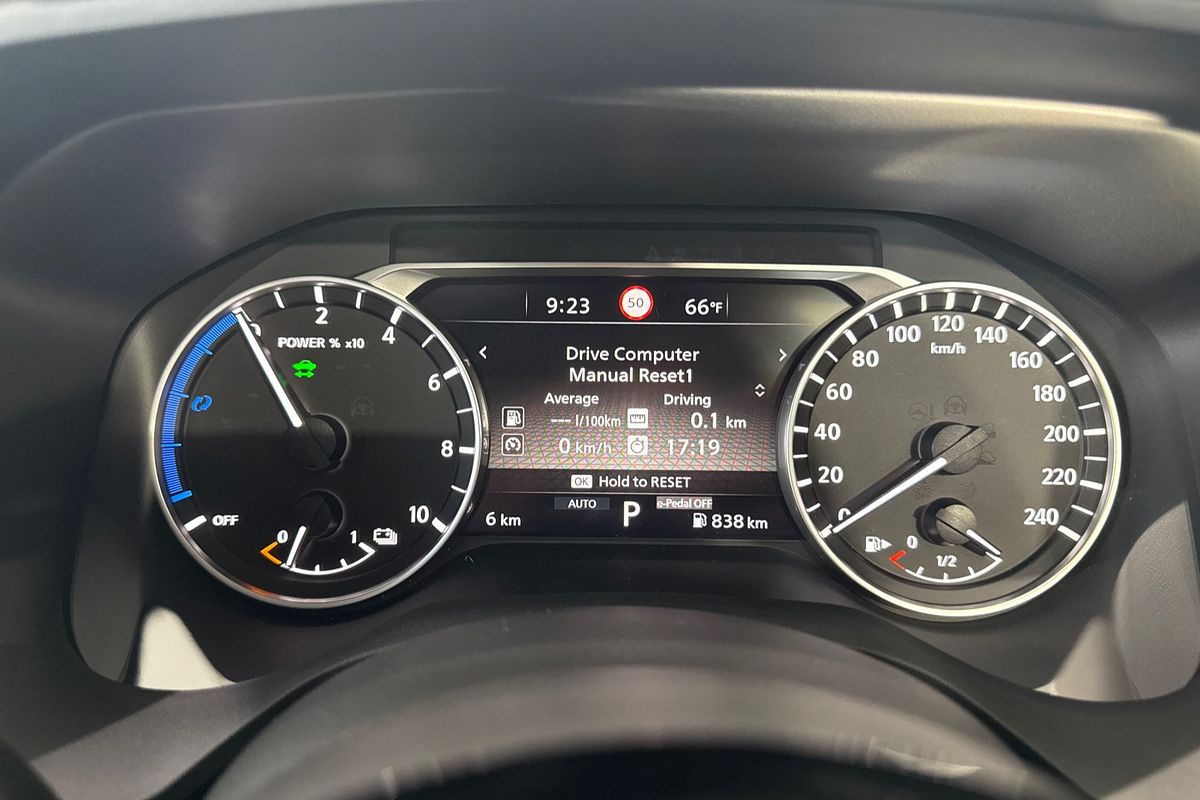 2025 Nissan X-TRAIL ST-L e-POWER T33