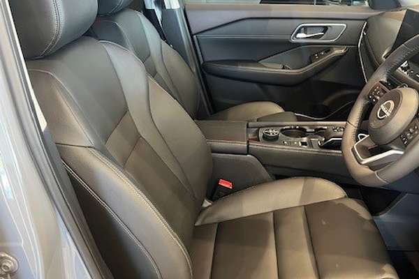 2025 Nissan X-TRAIL Ti T33