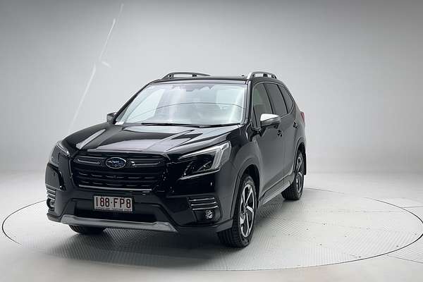 2022 Subaru Forester 2.5i-S S5