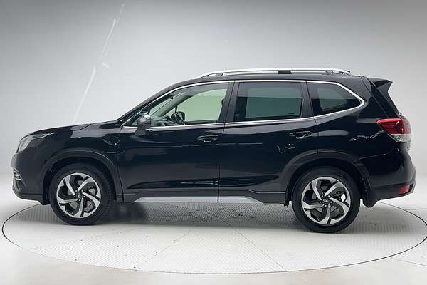 2022 Subaru Forester 2.5i-S S5