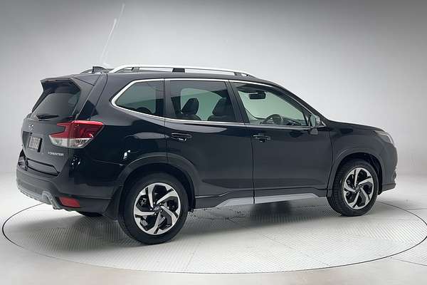 2022 Subaru Forester 2.5i-S S5
