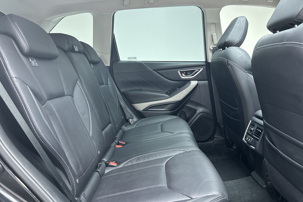 2022 Subaru Forester 2.5i-S S5