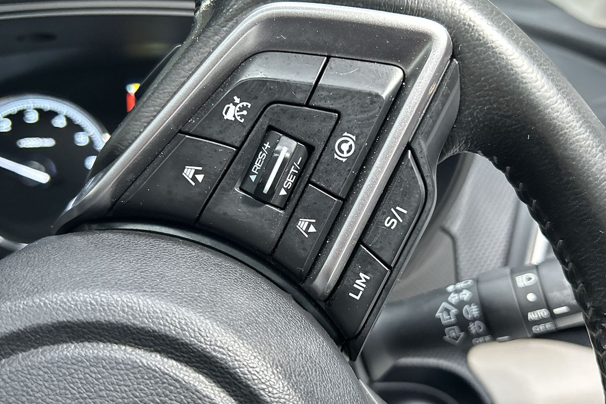 2022 Subaru Forester 2.5i-S S5