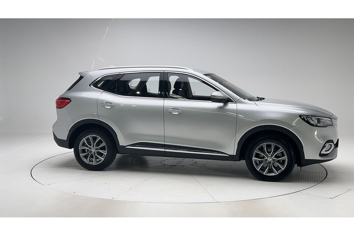 2022 MG HS Vibe SAS23