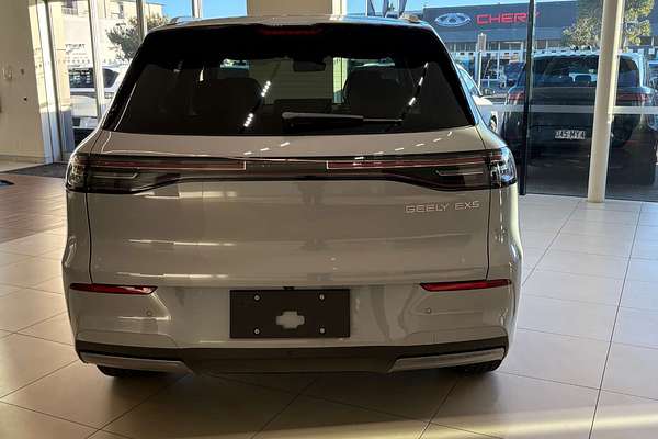 2025 Geely EX5 Inspire E245