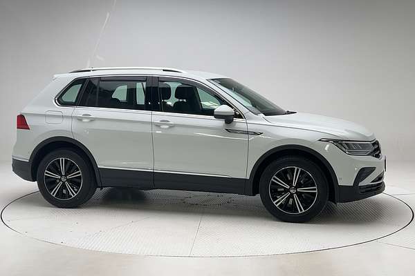 2022 Volkswagen Tiguan 132TSI Life 5N