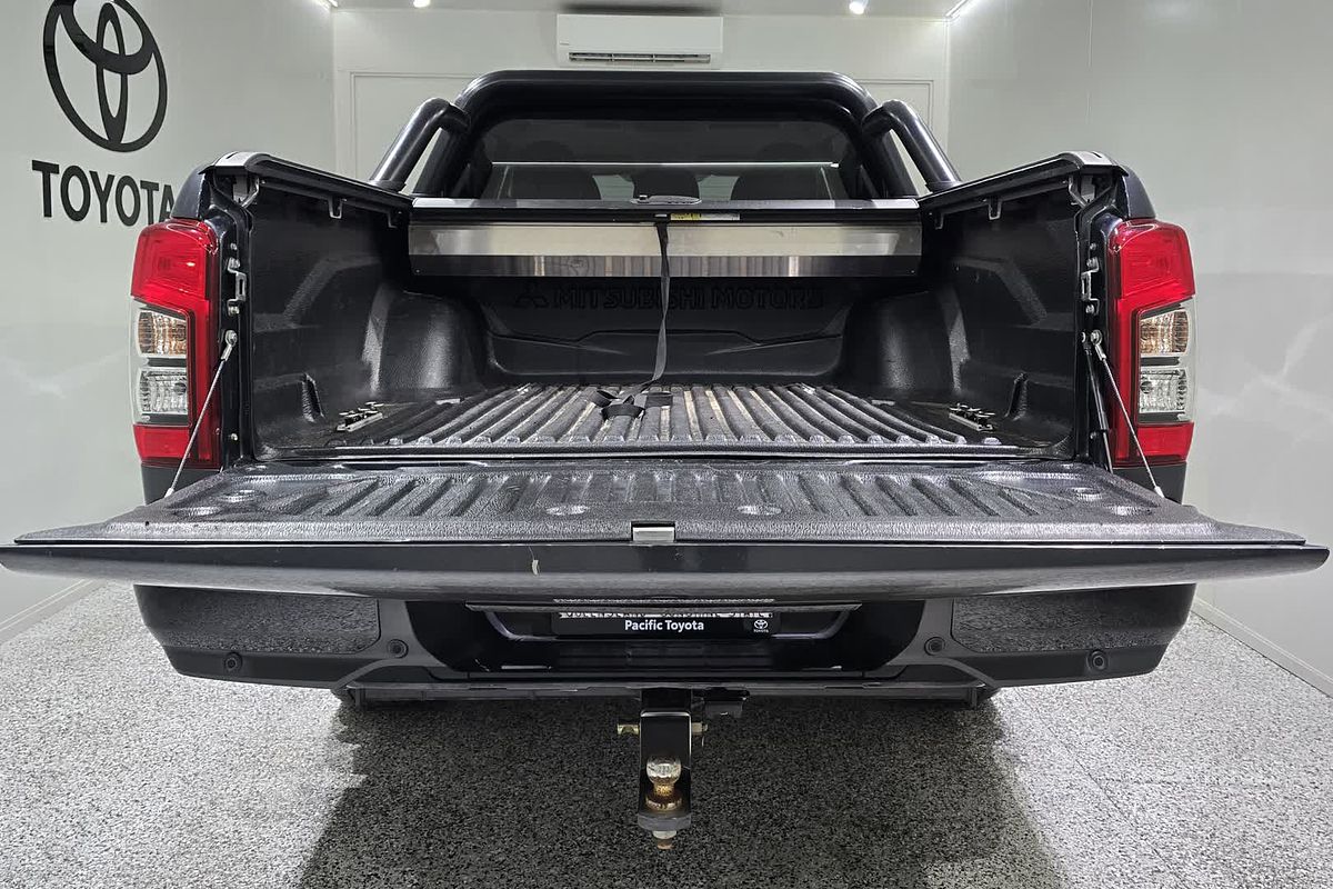 2022 Mitsubishi Triton GSR MR 4X4