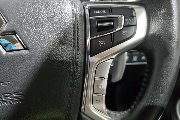 2022 Mitsubishi Triton GSR MR 4X4