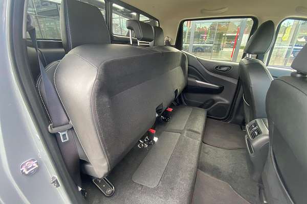 2025 Nissan Navara PRO-4X Warrior D23 4X4