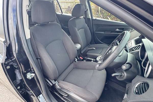 2015 Holden Cruze CD 1.8P/6AT/SW/5S