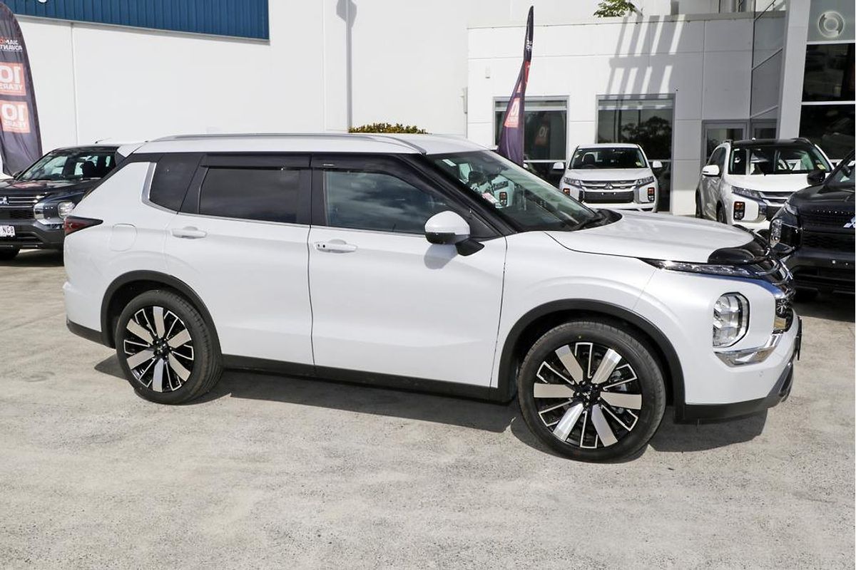2025 Mitsubishi Outlander Aspire ZM