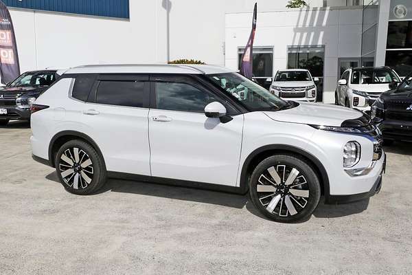 2025 Mitsubishi Outlander Aspire ZM