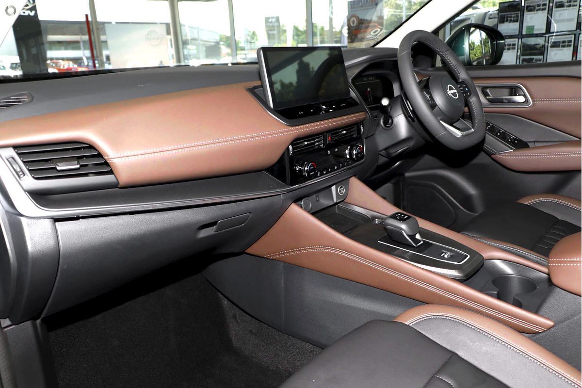 2025 Nissan QASHQAI Ti J12