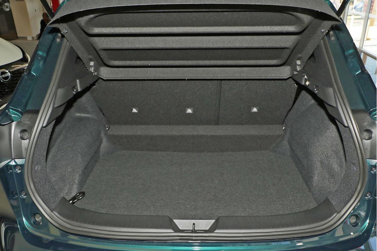 2025 Nissan QASHQAI Ti J12