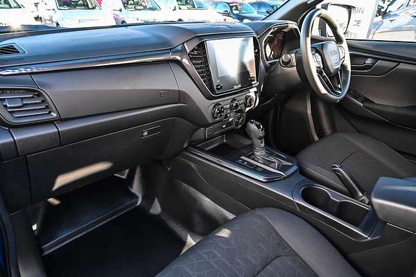 2025 Isuzu D-MAX