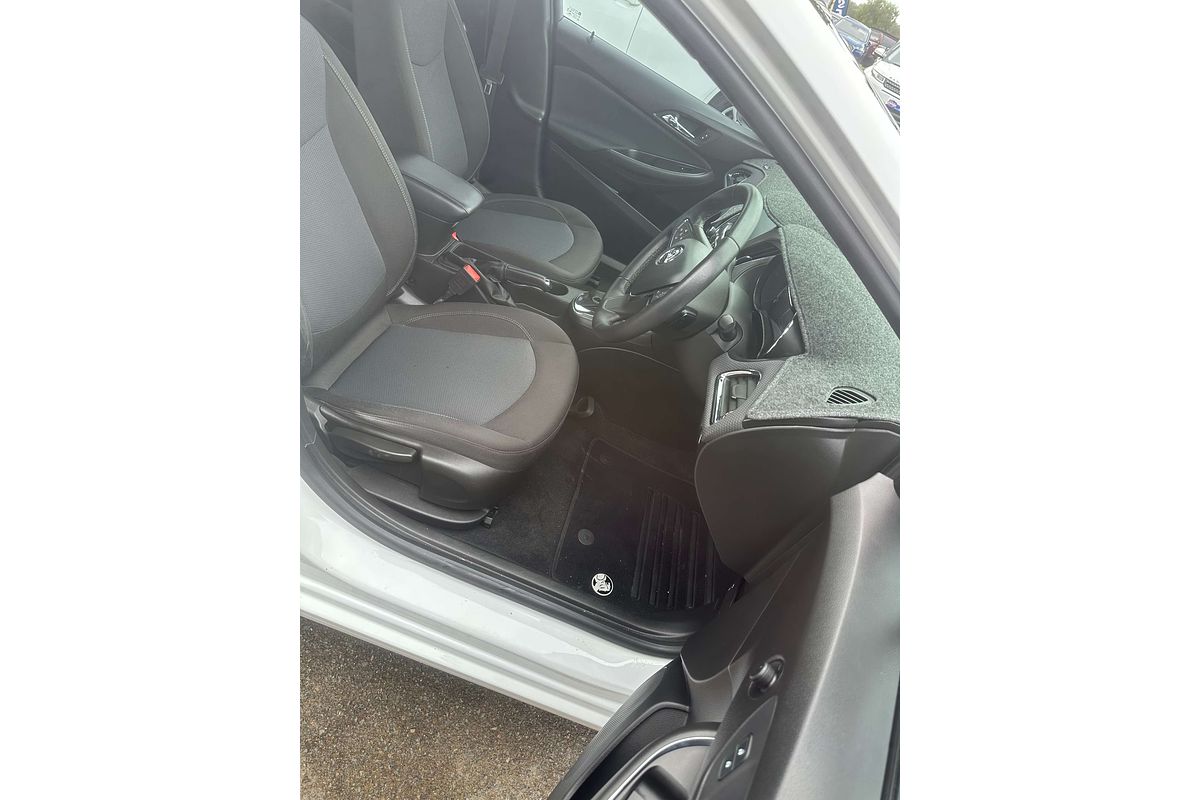 2017 Holden Astra LT BL