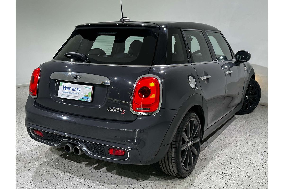 2016 MINI Hatch Cooper S F55